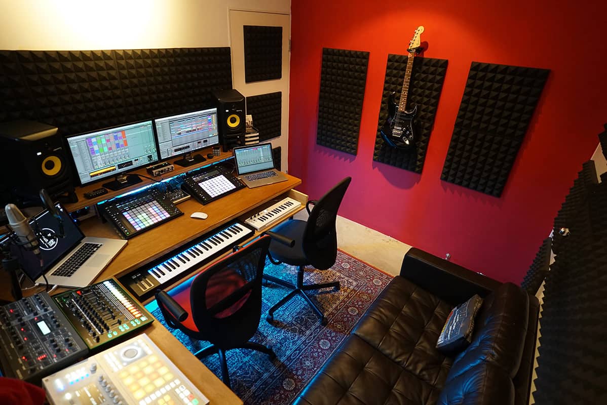 Hong Kong's leading DJ and Electronic Music School, & Premium Booking